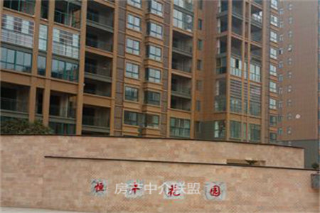 实验中学附近锦绣华庭3室2厅1卫72万107m2精装修出售